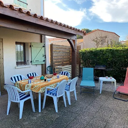 T4 Au Bord Du Avec Terrasse, 6 Pers, Parking, Animaux Acceptes, Classee 1* - Fr-1-798-37