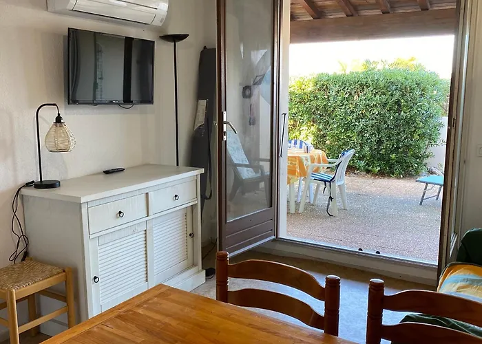 فيلة T4 Au Bord Du Avec Terrasse, 6 Pers, Parking, Animaux Acceptes, Classee 1* - Fr-1-798-37 *